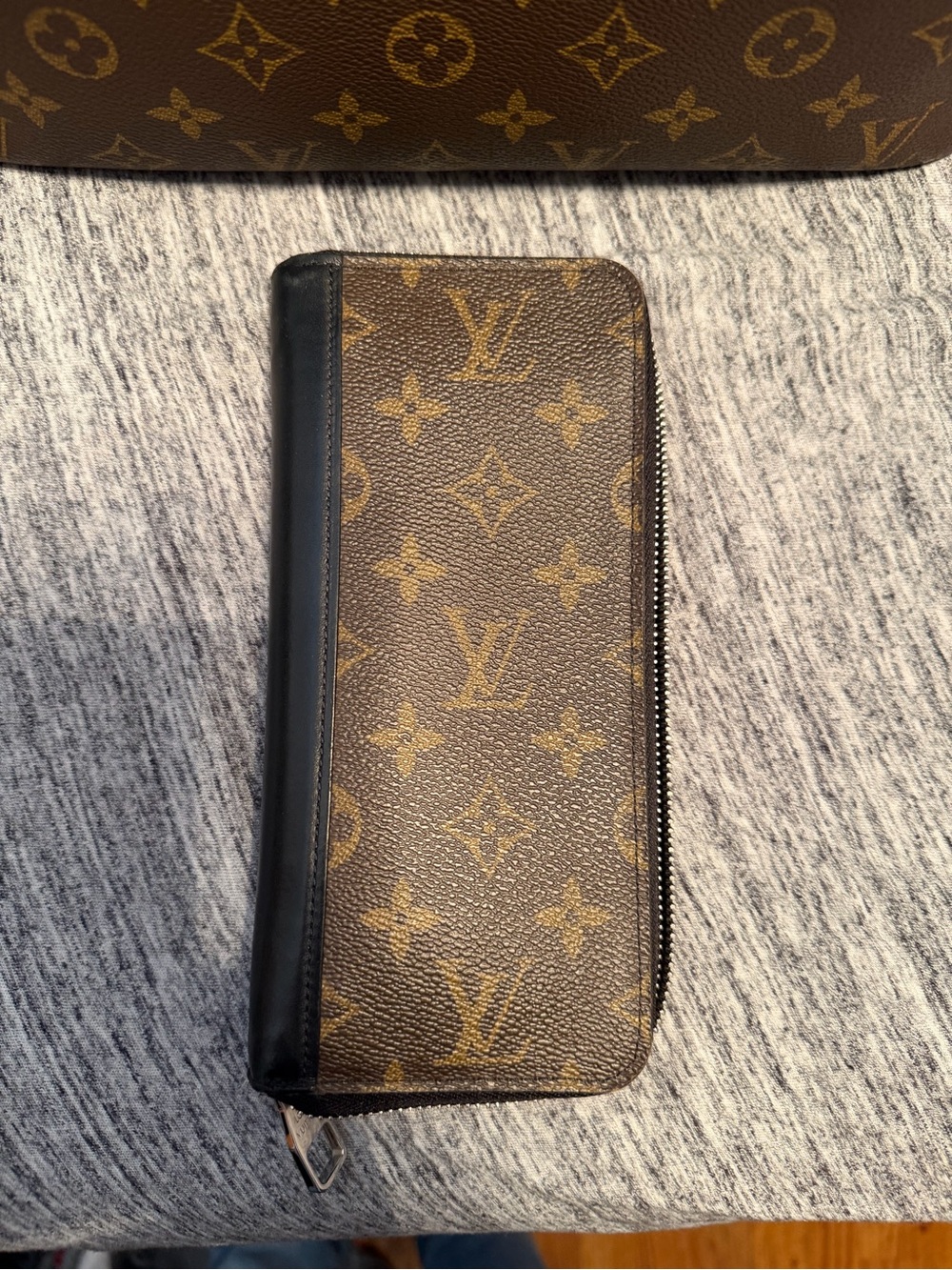 Louis Vuitton Neverfull MM and Vertical Zippy Wallet Monogram - Picture 2 of 11
